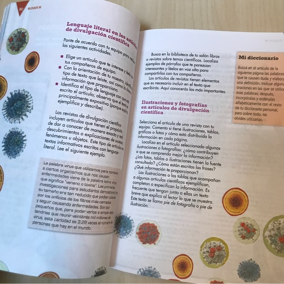 Textbook. Tercer Grado. Español. From Secretaria de Education Publica. - Picture 6 of 8